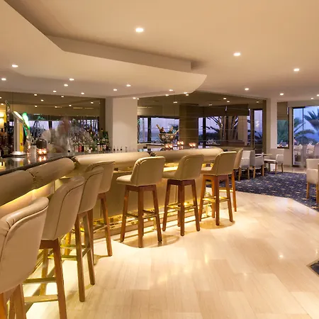 阿里恩滩酒店 酒店 5*