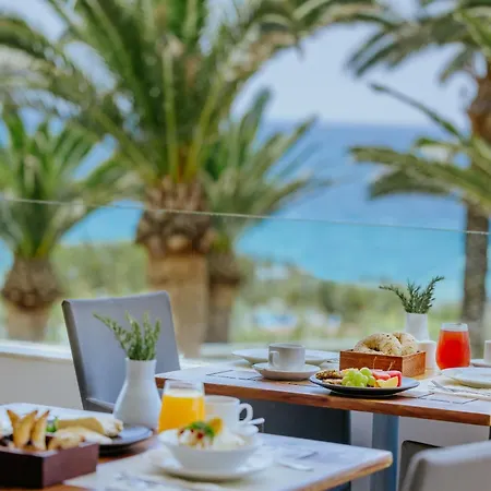 阿里恩滩酒店 圣纳帕