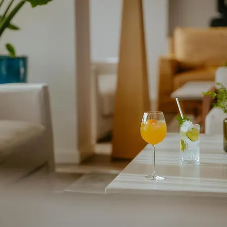 شاطئ أليون أيا نابا