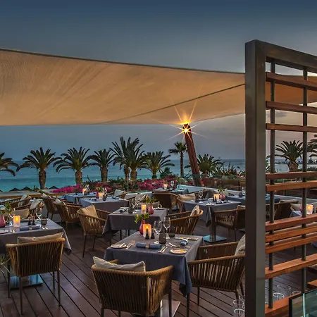 شاطئ أليون 5*