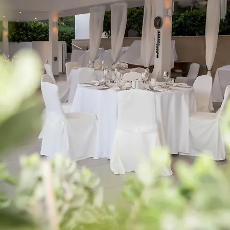 شاطئ أليون فندق