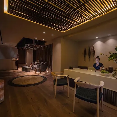 شاطئ أليون فندق